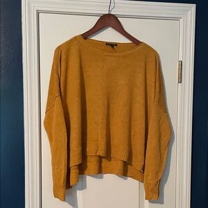 Eileen Fisher Mustard Crewneck Lightweight Pullover